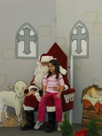 2009 Santa with Kid 2