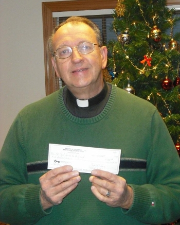 Fr Klinger Nov2009 Breakfast donation